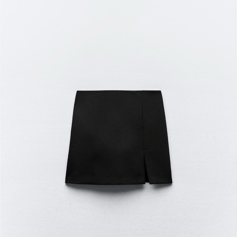 Zara Slit Hem Mini Skort